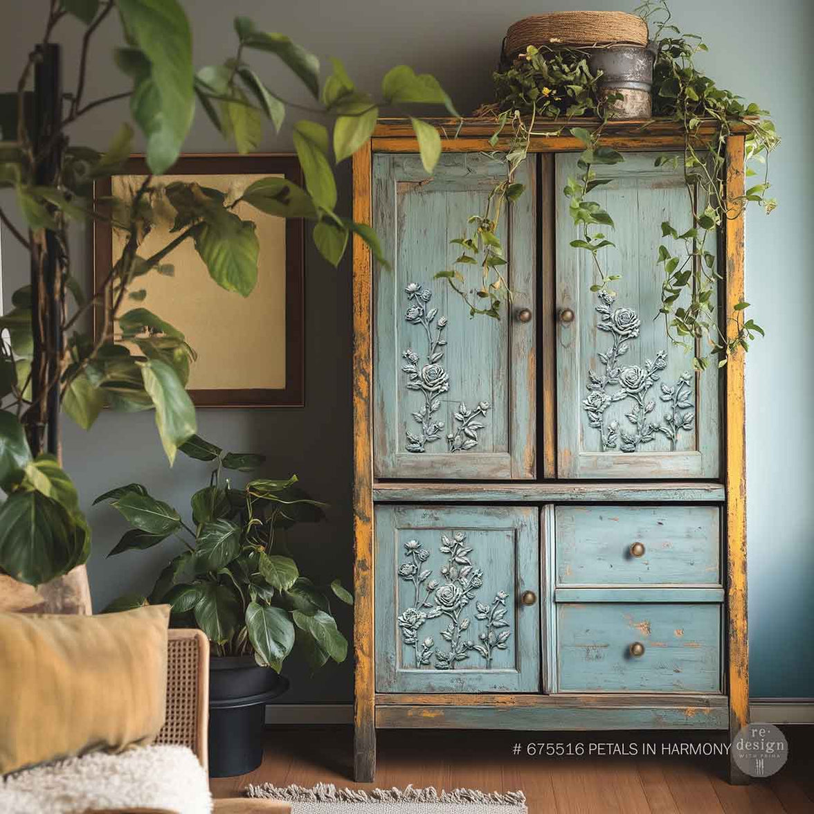 Decor Poly – Petals in Harmony, Furniture Appliques