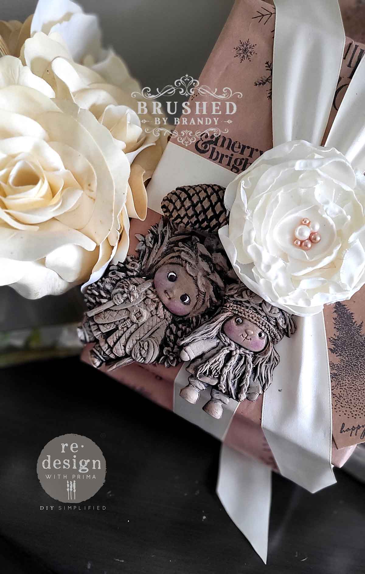 Pinecone Dolls, Redesign with Prima Decor Mould, Holiday Mould, Christmas Mould