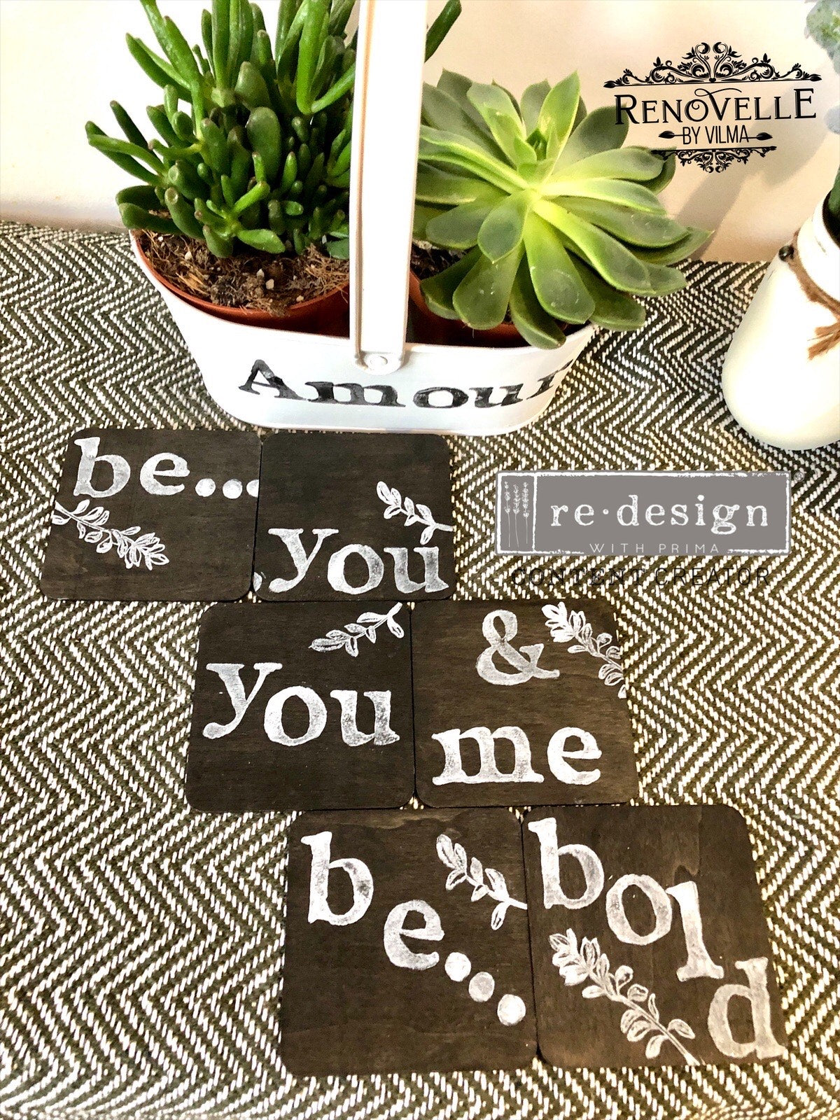 CLEARLY-ALIGNED DÉCOR STAMPS - Alpha - 12x12 clear cling