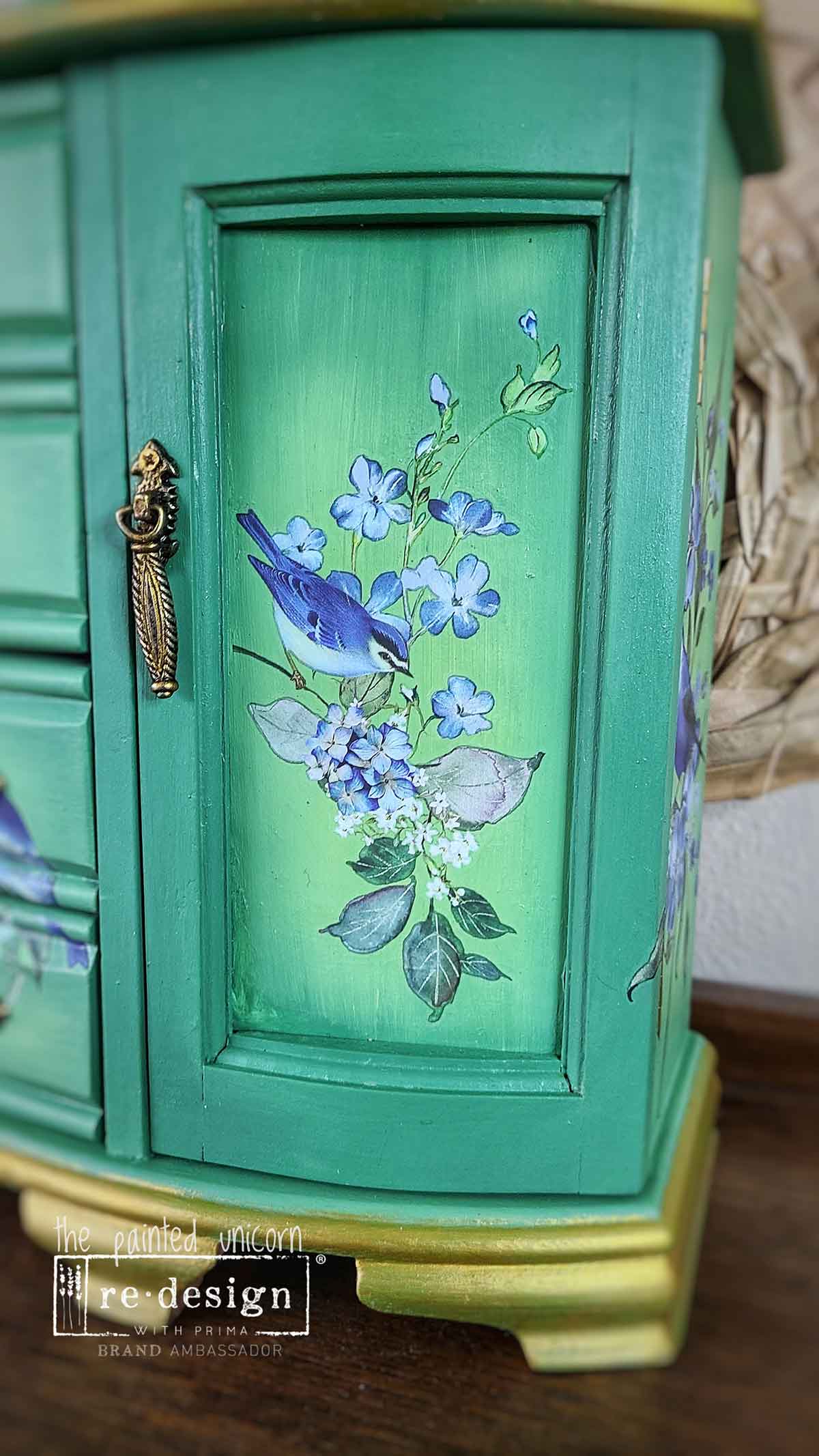 Garden Whispers Transfer - ReDesign Prima Small Furniture Transfers, Blue and White Bird Transfers
