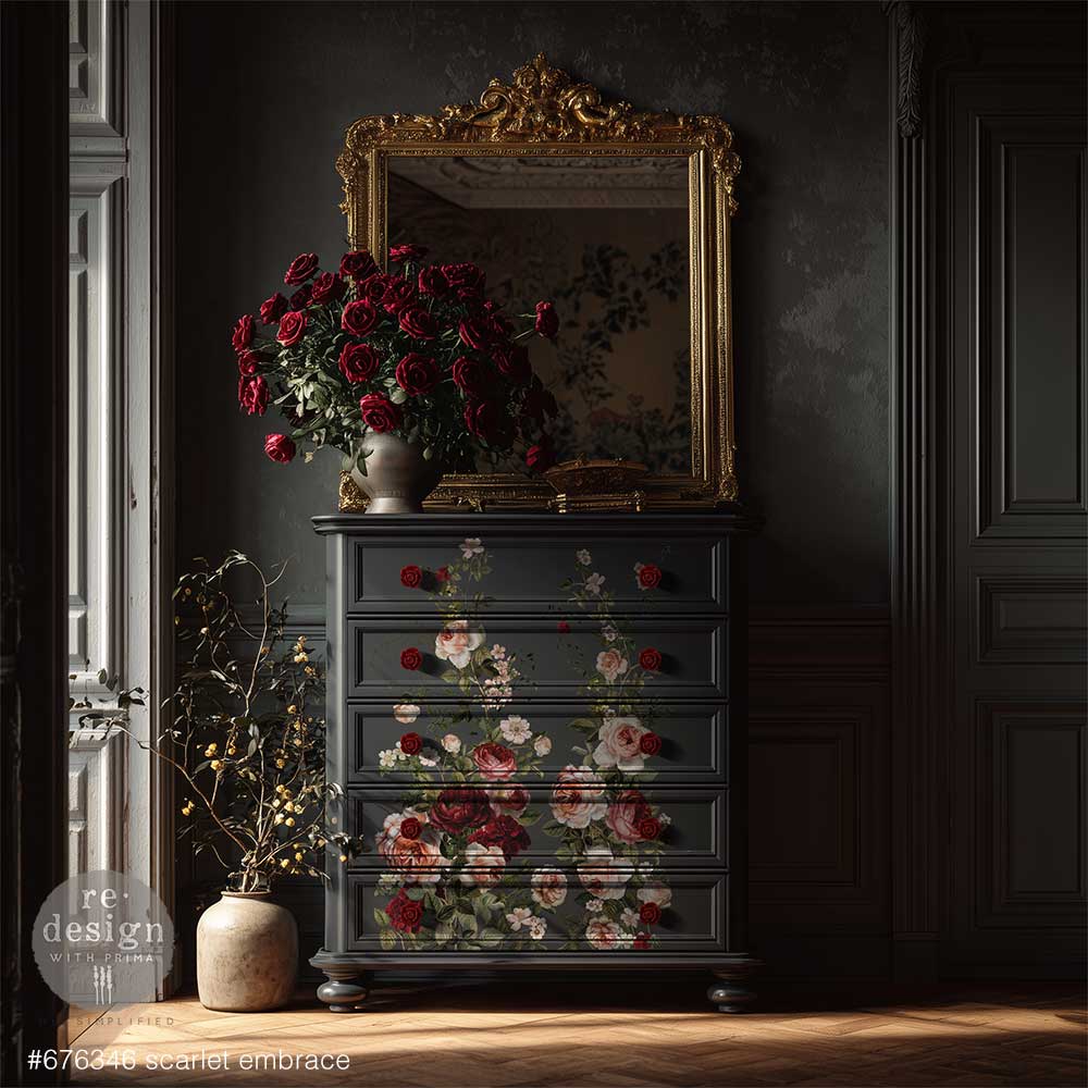 Decor Transfers® - Scarlet Embrace