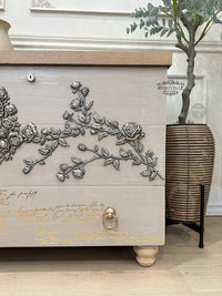 Decor Poly – Petals in Harmony, Furniture Appliques