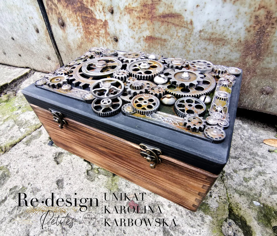 Steampunk Plates Silicone Molds - Redesign with Prima Decor Mould