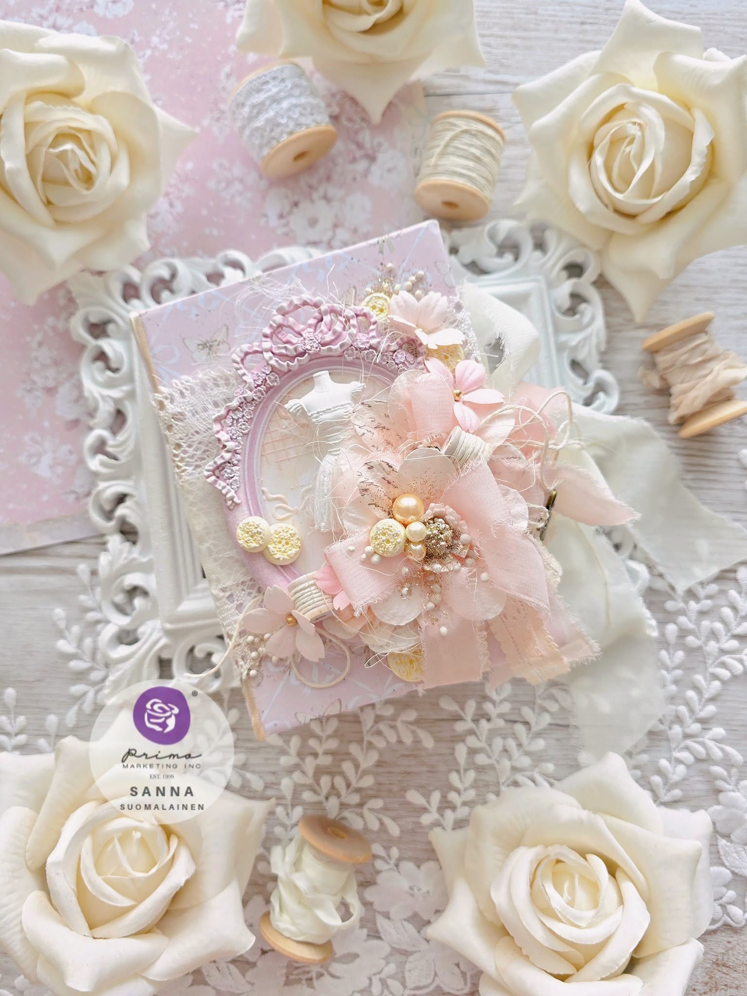 Buttons & Keepsakes Collection Flowers - Elegant Fleurs