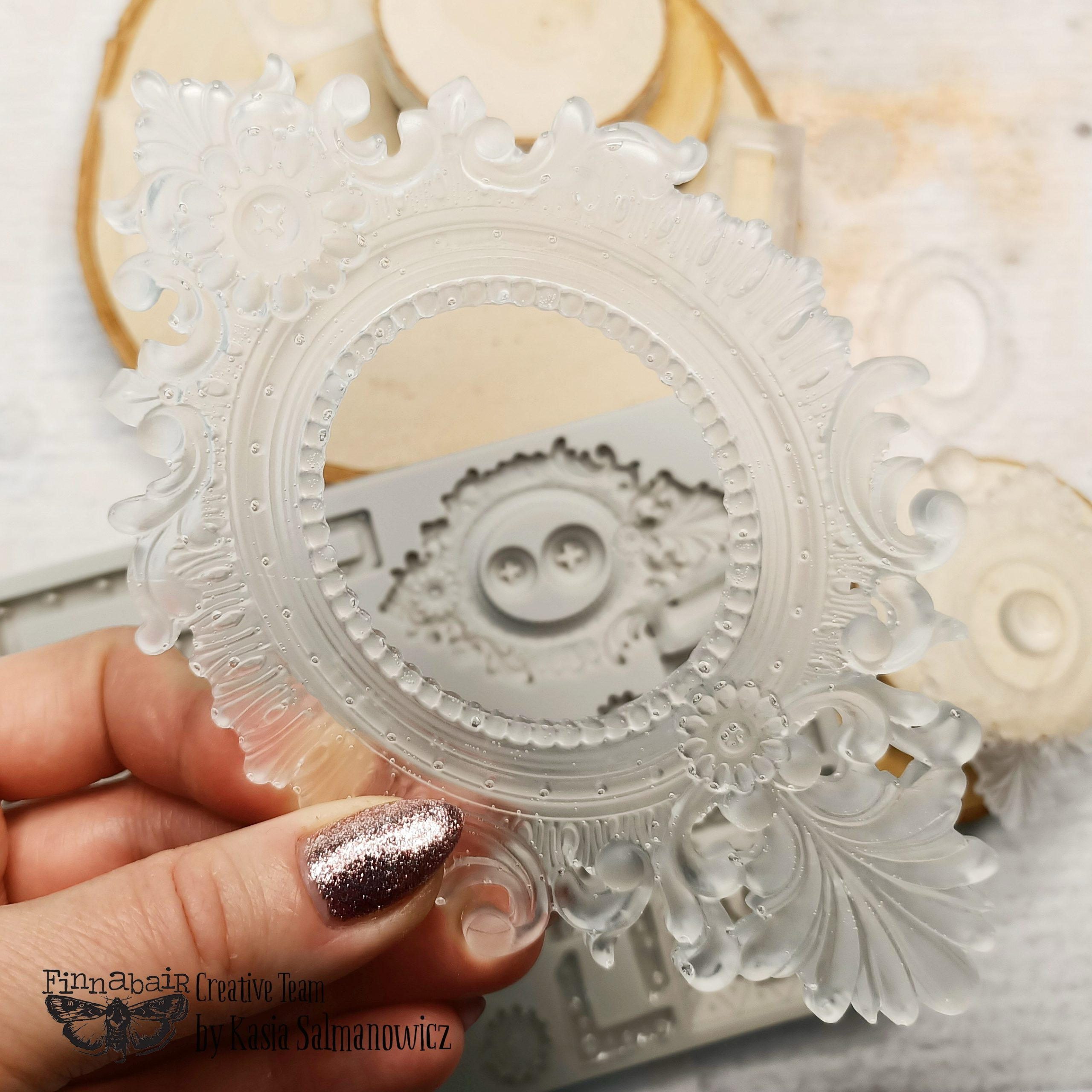 Finnabair - Moulds - Grungy Frames - 1 pc, 5x8 in