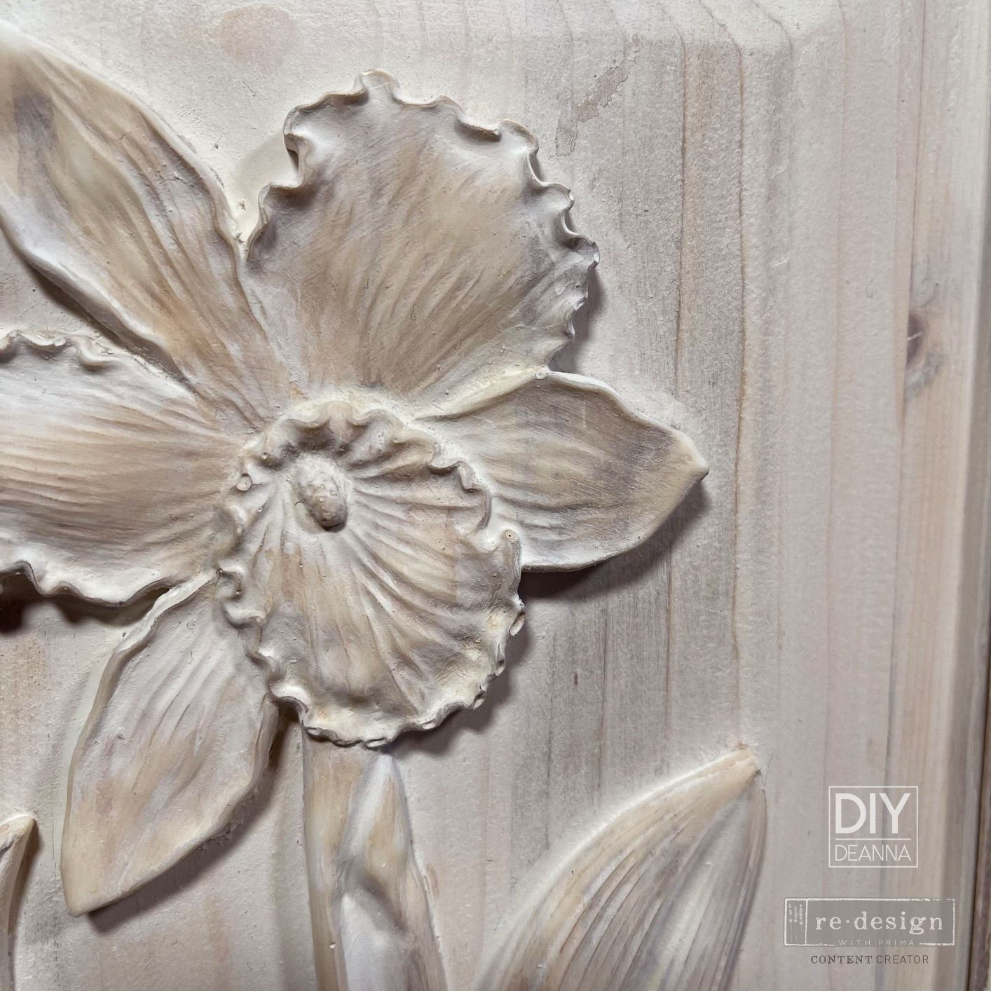 Redesign Decor Moulds® - Grandeur Flora