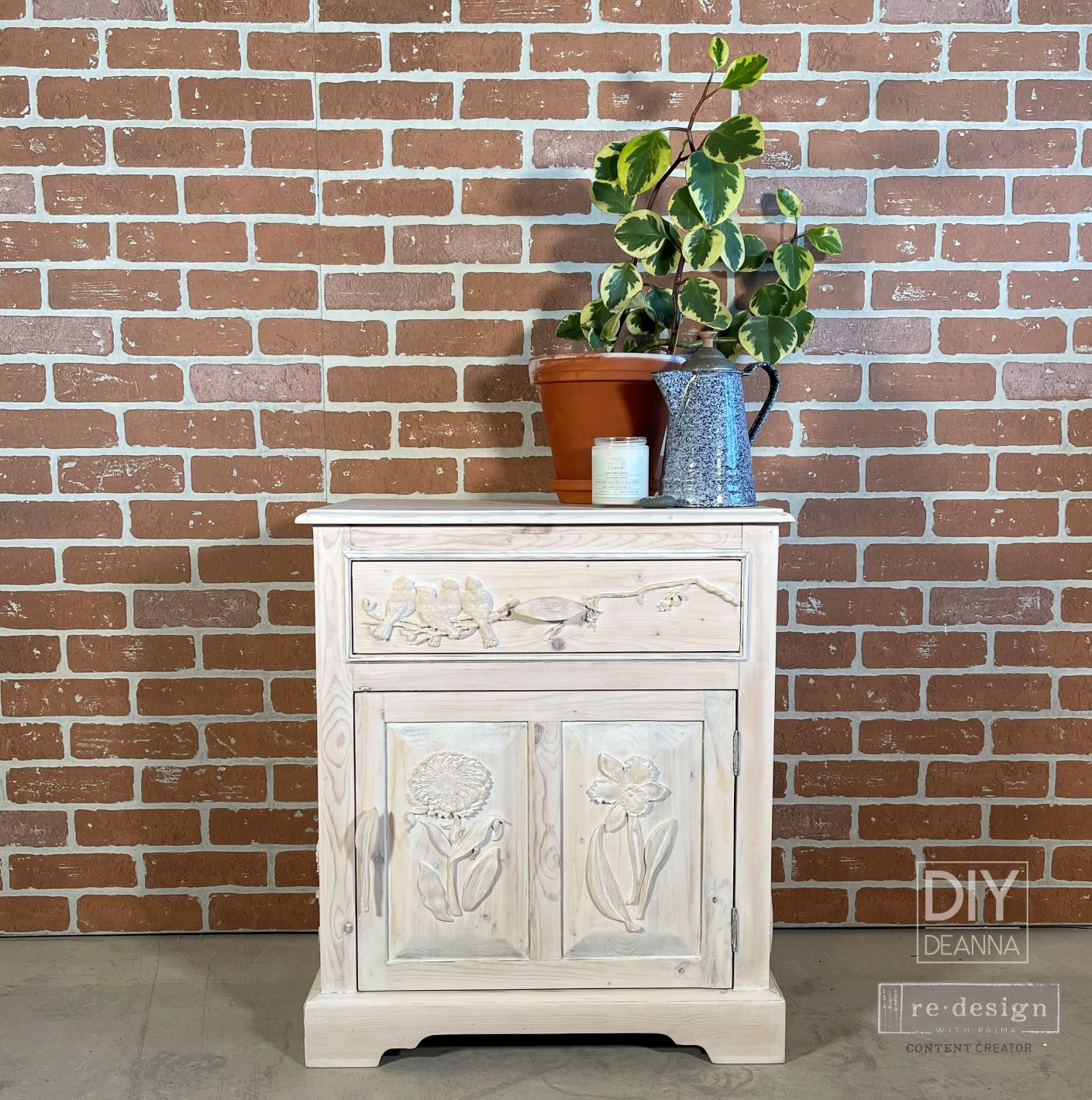 Redesign Decor Moulds® - Grandeur Flora