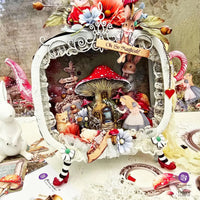 Return To Wonderland Collection Fairyland Mould, Alice and Wonderland