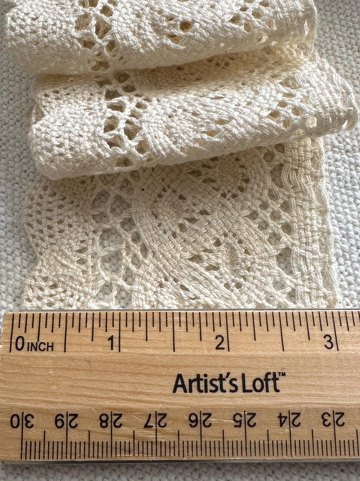 Off White Crochet Lace Ribbon - Vintage Style, 3" Wide