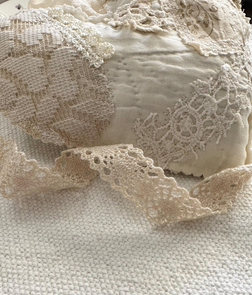 Off White Crochet Lace Ribbon - Vintage Style Sewing Crafts