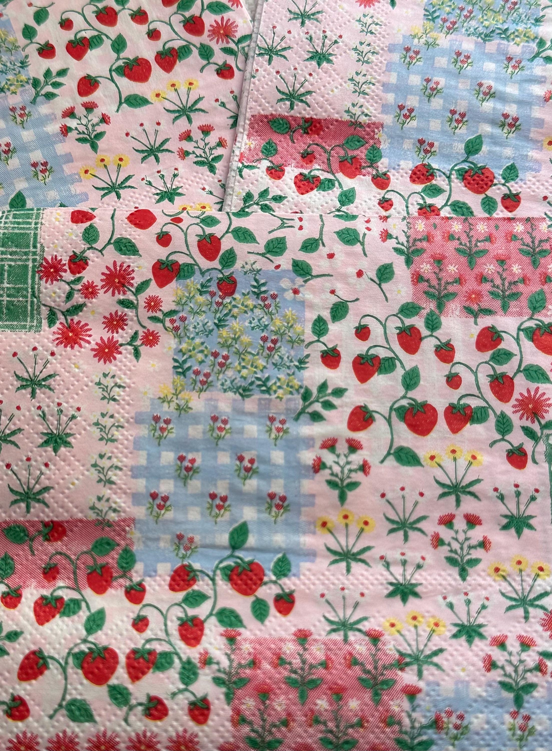 Strawberry Flower Decoupage Napkins: Craft Paper (3 Pieces)