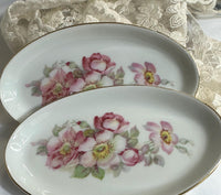 Lace - Lace Ribbon, Off White Lace Ribbon, Vintage Style Lace, Crochet Lace, Off White, Photography Props, Scrapbooking Ideas, Sewing Crafts