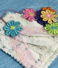 Embroidered Mini Flower Patches: Colorful Appliqué Daisy Embellishments