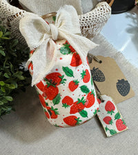 Strawberry Decoupage Napkins: Floral Paper Cocktail Napkins (5x5 inch, 3-Piece Pack)