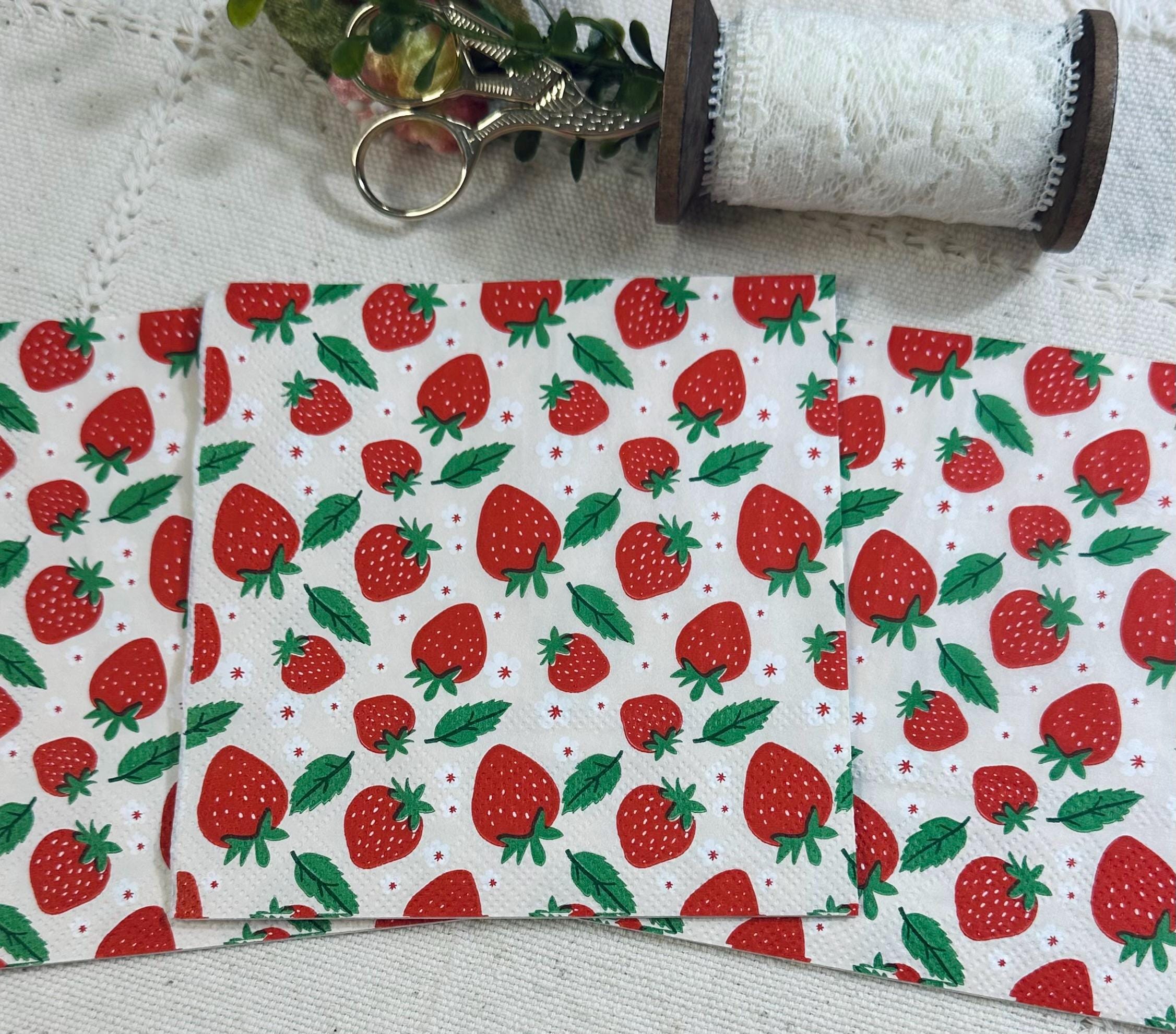 Strawberry Decoupage Napkins: Floral Paper Cocktail Napkins (5x5 inch, 3-Piece Pack)