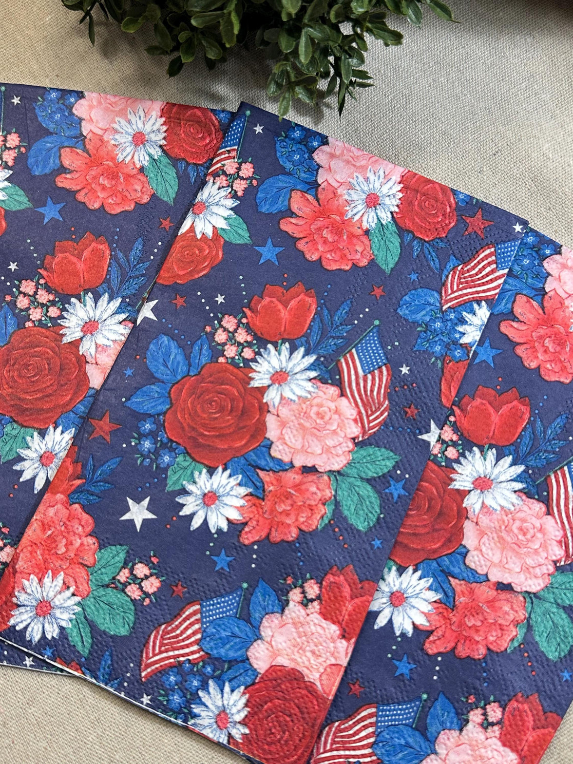 Patriotic Floral Decoupage Napkins, American Flag, July 4th (3-Piece)