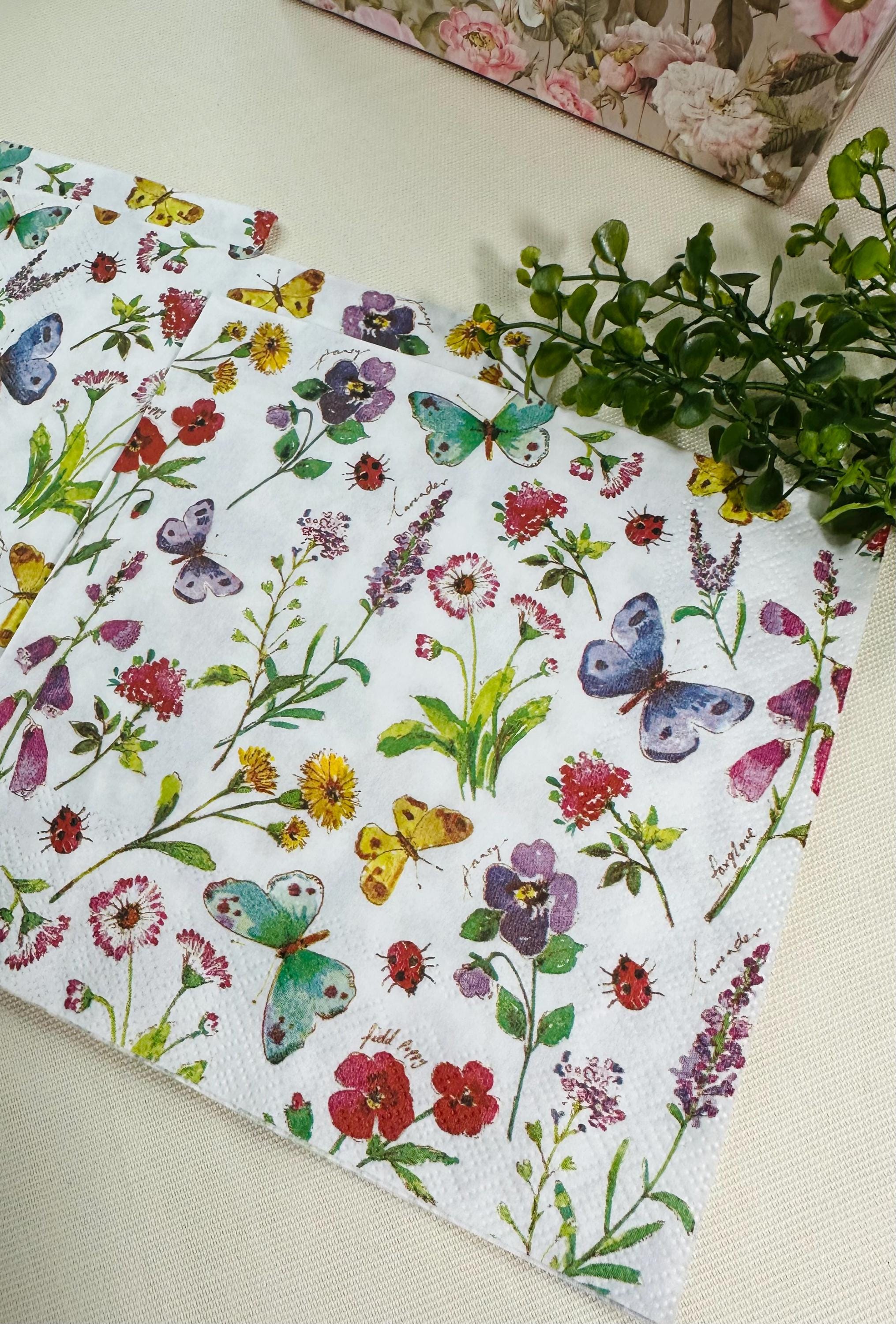 Floral Butterfly Decoupage Napkins: Lilac Flower Paper, Craft DIY