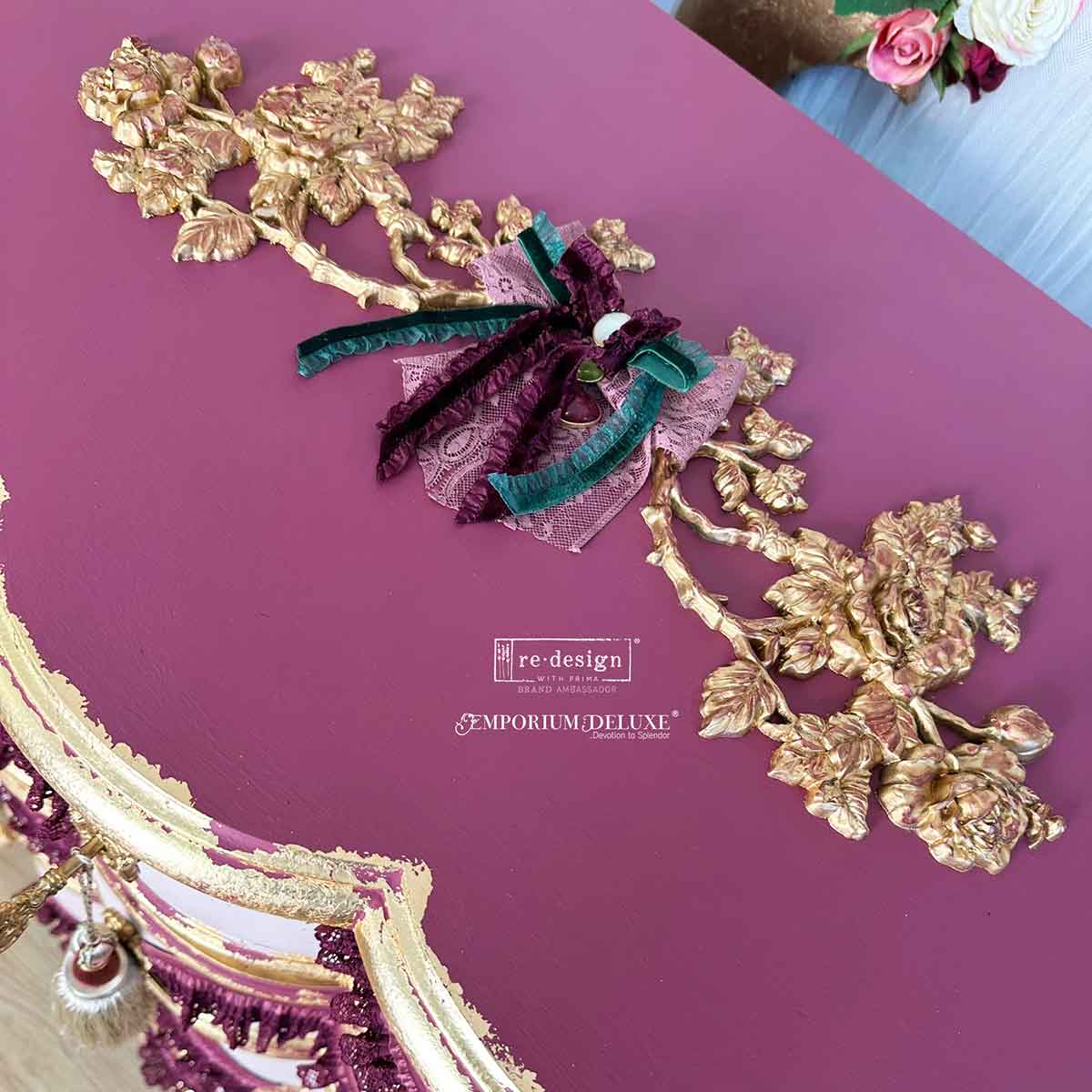 Decor Poly - Lush Reverie Right - 10.5"x7"x0.5" (26.7cmx17.8cmx1.3cm)